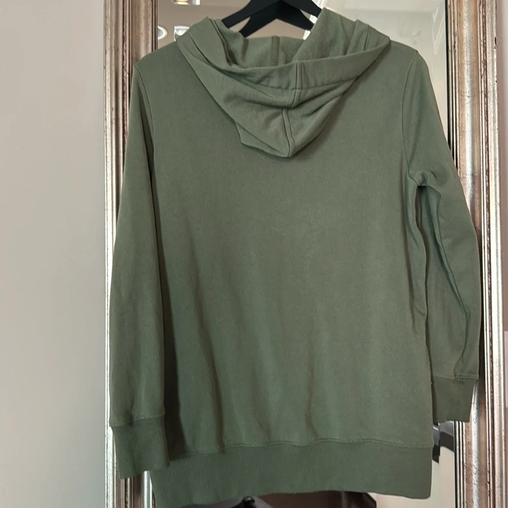 “Yes Weekend” Sweatshirt - Picture 4 of 4
